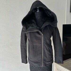 Women winter jacket siz S.